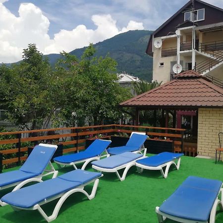 גגרה U Ruslana Guest House מראה חיצוני תמונה