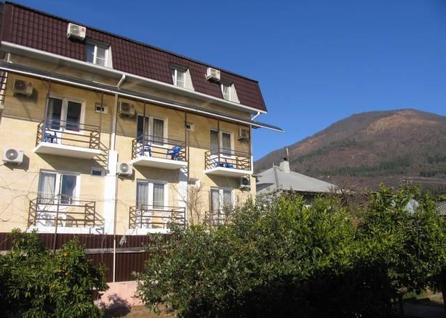 גגרה U Ruslana Guest House מראה חיצוני תמונה